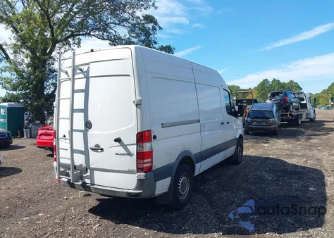 2014 Mercedes-Benz Sprinter 2500 Normal Roof из США, поврежденный, VIN WD3PE7CC0E5856367